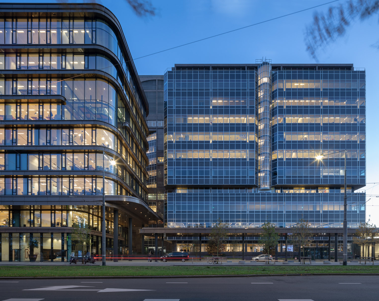 Vandaglas | Gebogen isolatieglas - CurvedPerform - NewAtrium - BvHoek